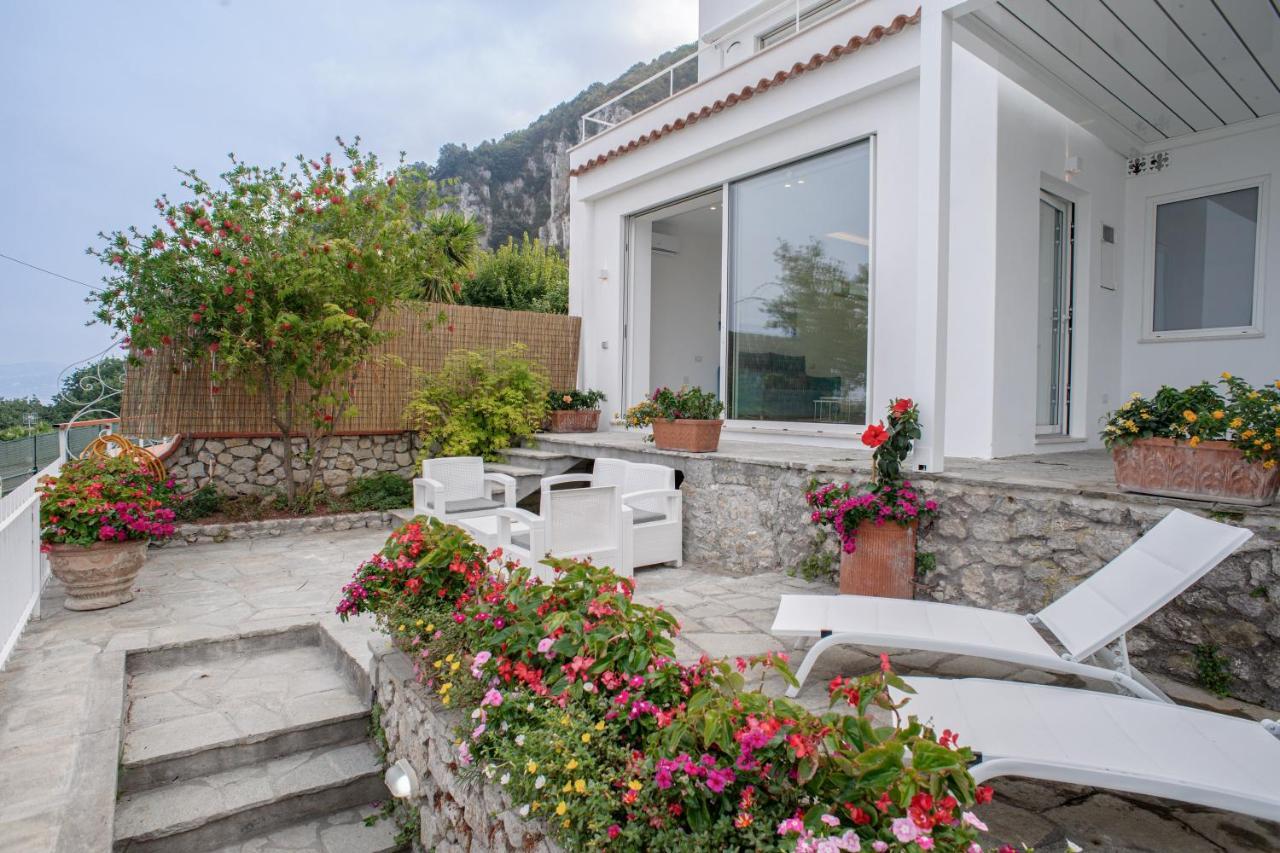 Casa Capri Me Villa Exterior photo