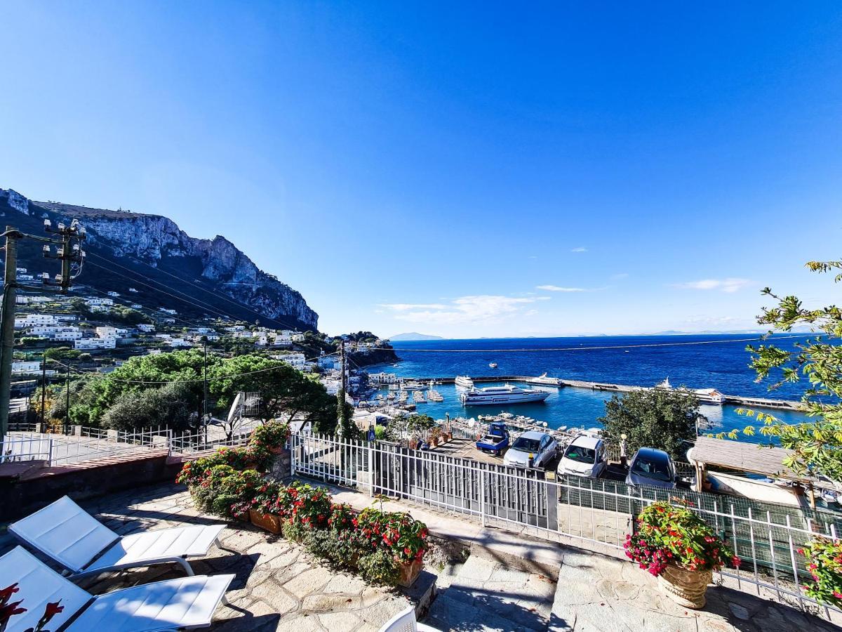 Casa Capri Me Villa Exterior photo